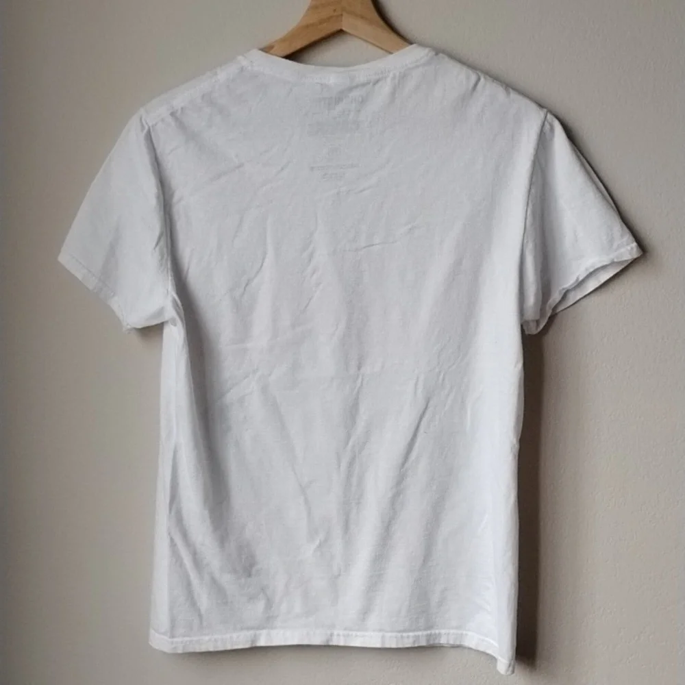 🌺💙 Set of 2 Graphic T-Shirts with Car Designs